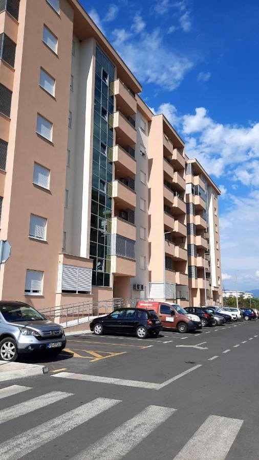 Ferienwohnung Apartman Seka Podgorica Exterior foto